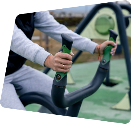 outdoor fitness equipment
